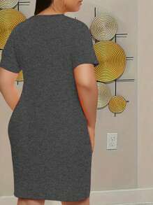 SHEIN LUNE Plus Size Summer Short Sleeve Letter Graphic Casual Dress