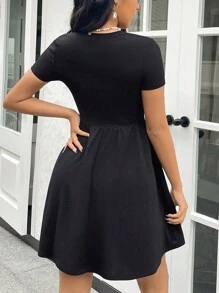 Firerie 女士日常通勤三角設計收緊腰短袖方領針織黑色迷你裙 - 黑色 - 查看 4