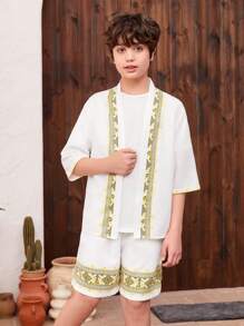 SHEIN Conjunto De Camisa Y Pantalón Corto Para Niños Adolescentes Con Corte Holgado, Informal, Estampado De Cuello De Campamento, Tejido