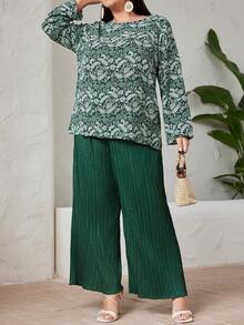 Mulvari 大尺碼波普花卉上衣和純色褲子的兩件套裝 - 綠色 - 查看 3
