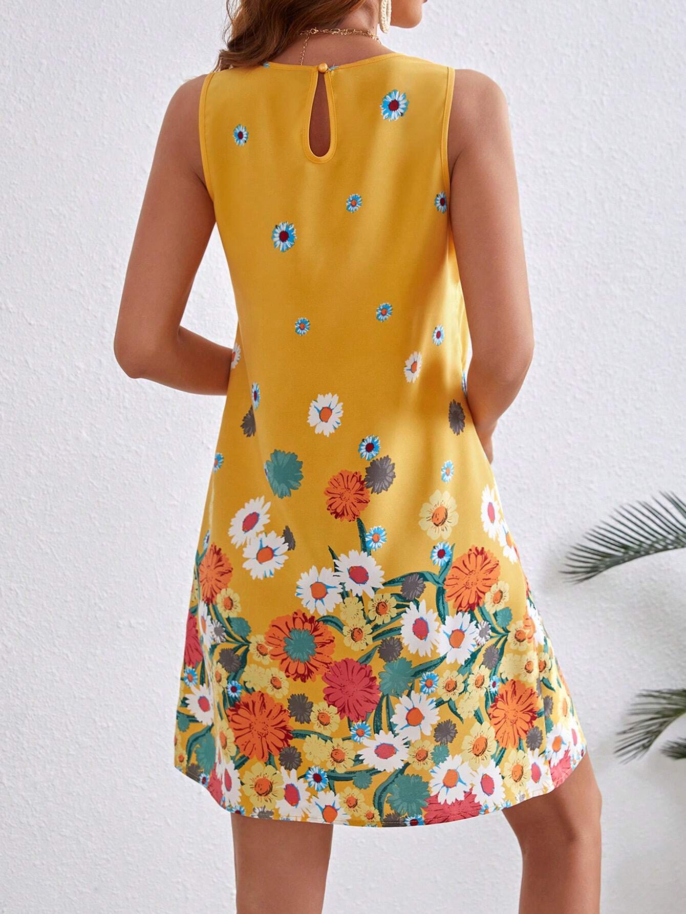 SHEIN VCAY Vestido Sem Mangas Estampado Com Flores Para Mulheres - Amarelo - Visão 2