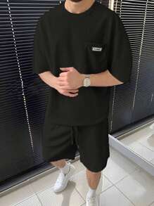Manfinity Homme Men Letter Patched Detail Drop Shoulder Tee & Drawstring Waist Shorts - Black - View 1