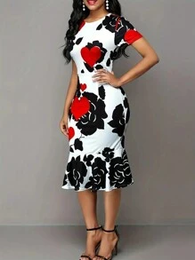 Vestido De Talla Grande Para Mujeres Con Estampado Floral Con Un Corazón En El Dobladillo En Forma De Cola De Sirena