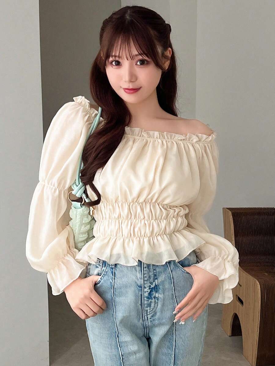 FRIFUL Camisa De Hombro Descubierto Sólido De Las Mujeres Con Manga De Volantes Y Pliegues - Beis - Ver 1