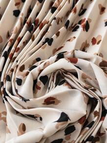 SHEIN LUNE 圆点碎花褶皱休闲松紧腰大码 A 字裙波西米亚牛仔女郎老钱节波西米亚西部服饰女士嬉皮夏季波西米亚老钱夏季女士春假狂欢节春假 - 杏色 - 查看 10