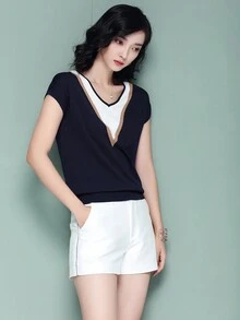 Women's Casual Loose Color Blocking V-Neck Short Sleeve Knitted Top - Navy Blue - View 6