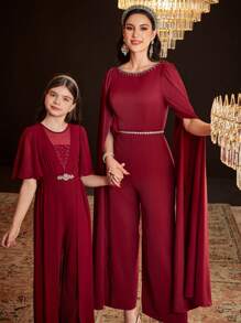 SHEIN Tween Girl 1 szt. Śliczny kombinezon z okrągłym dekoltem i kryształkami, z peleryną i rękawami - Burgund - Zobacz 9