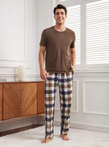 SHEIN Men's Solid Color Short-Sleeved Top & Plaid Pants Homewear Set - Coffee Brown - View 3
