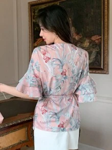 Dazy Designer 女士花卉印花裹身式上衣，荷叶边袖口，系带腰身，度假装扮，女士花卉图案 - 彩色 - 查看 5