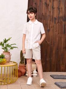SHEIN Conjunto De Camisa De Manga Curta Solta E Shorts Casuais Para Meninos Tween Com Impressão Simulada De Folha De Ouro