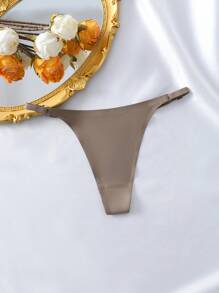 简单朴素的性感丁字裤