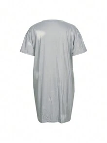 大尺碼休閒肖像印花短袖連衣裙 - 灰色 - 查看 2