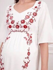 SHEIN Vestido Floral De Estilo Simples Para Maternidade - Branco - Visão 6
