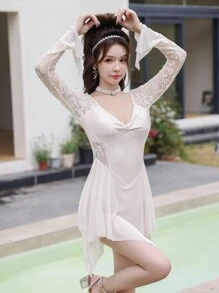 DAZY 蕾丝拼接长袖连体泳衣，心形领口，适合夏季、海滩、游泳、度假 - 米色 - 查看 3