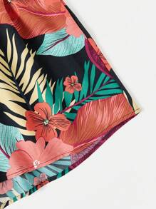 SHEIN VCAY 2pcs/Set Plus Size Set Of Botanical Print Tops And Solid Color Summer Boho Shorts - Multicolor - View 4