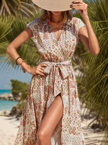 SHEIN Frenchy Vestido sin mangas dividido con cinturón estilo envolvente y estampado tropical de estilo bohemio chic de exquisito diseño botánico de flores paisley para temporada de bodas y vacaciones de verano, vestido lindo.