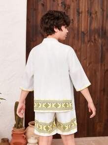SHEIN Conjunto De Camisa Y Pantalón Corto Para Niños Adolescentes Con Corte Holgado, Informal, Estampado De Cuello De Campamento, Tejido