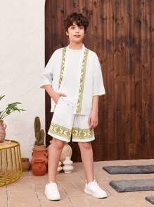 SHEIN Conjunto De Camisa Y Pantalón Corto Para Niños Adolescentes Con Corte Holgado, Informal, Estampado De Cuello De Campamento, Tejido