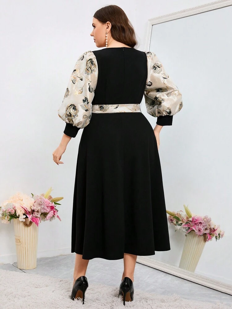 Plus Size Women's Round Neck Floral Jacquard Dress