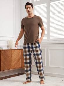 SHEIN Men's Solid Color Short-Sleeved Top & Plaid Pants Homewear Set - Coffee Brown - View 5