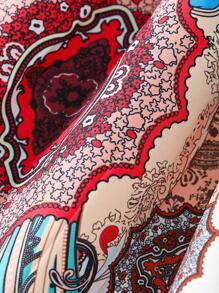 少女休闲度假纯色上衣和佩斯利印花半裙套装