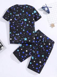 SHEIN Tween男孩夜光圖案短袖t卹和短褲緊身家居服套裝