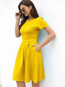 1pc Vintage Solid Color Pleated Pocket Fitted Dress - Yellow - View 3