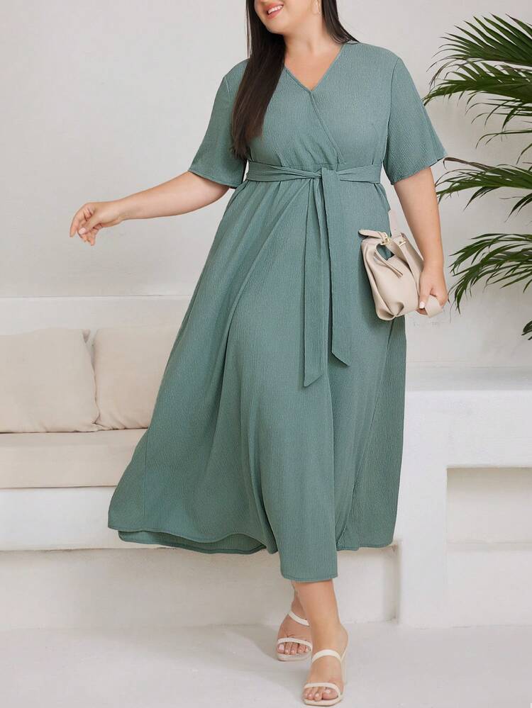 Plus Size Women's Solid Color Short Sleeve Dress With Waist Tie