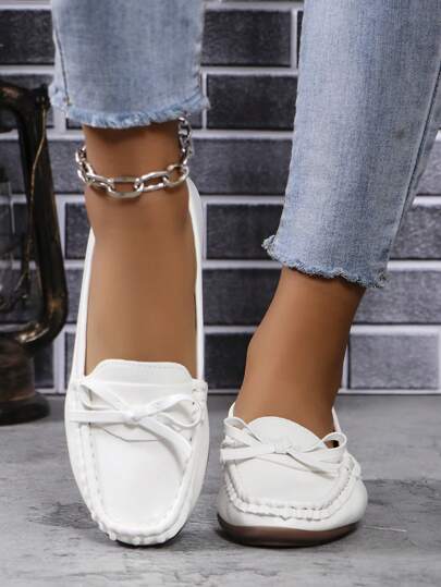 2025 Autumn 2024 New Summer Women's Loafers Korean Style Anti-Slip Soft Bottom White Breathable Comfortable Nurse Shoes Valentines