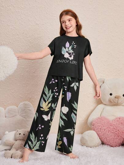 SHEIN Leap Crew 少女新鮮花卉紋織圓領短袖上衣和鬆身針織休閒睡衣套裝，含長褲