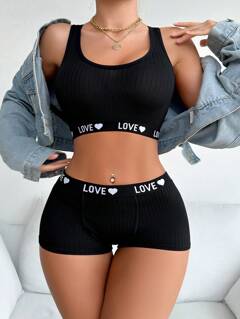 Ropa Interior y de Dormir