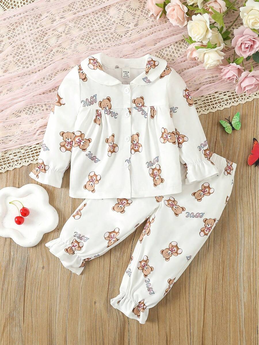 SHEIN 嬰兒女孩字母和小熊印花露肩袖上衣及褲子套裝 - 白色 - 查看 1