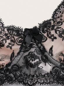 花卉刺繡網紗鋼圈吊帶襪內衣套裝