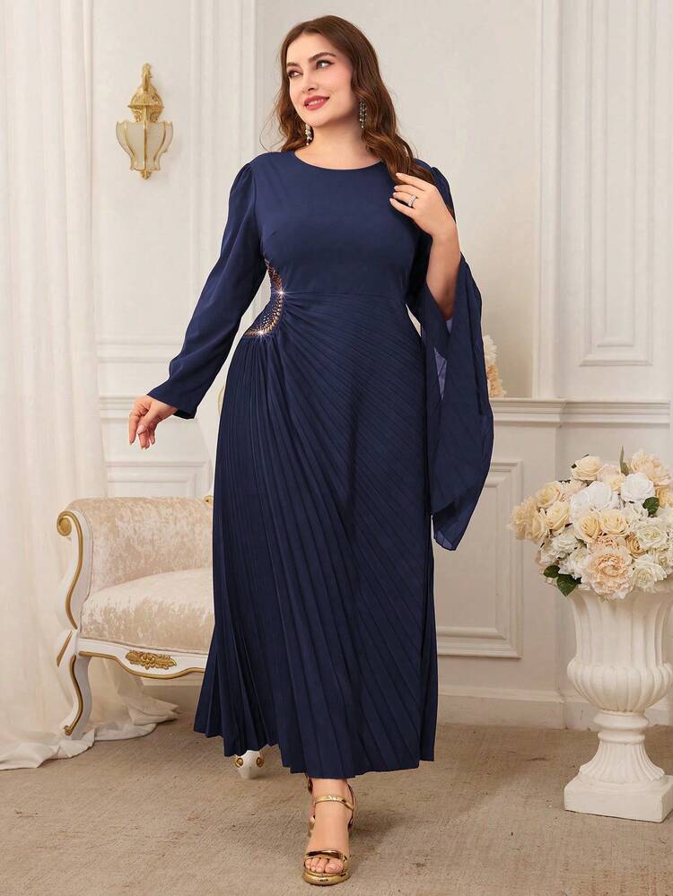 Plus Size Rhinestone Decorated Pleated Patchwork Cape Sleeve Dress