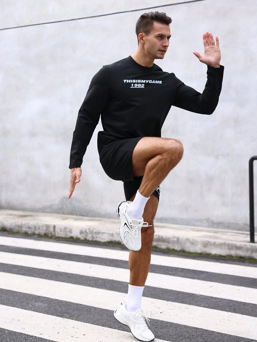 Manfinity Running Boyfriend Style Men's Casual Round Neck Sweatshirt With Letter Print Boyfriend Style Men Sweatshirt - Black - View 1