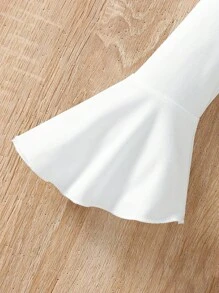 SHEIN Young Girl Elegant Cross V-Neck Bell Sleeve T-Shirt For Spring/Summer