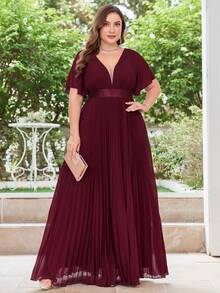 Elegantes V-ausschnitt Kleid Große Größen Mit Plissierter Taille Und Langem Ausgestelltem Chiffon Für Die Mutter Der Braut - Bordeaux - Übersicht 4