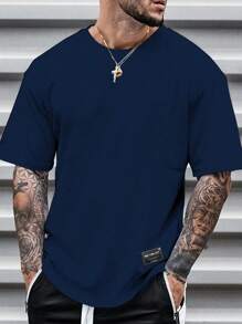 Manfinity Homme 男式加大號字母凹凸造型圓領短袖t恤 - 藏蓝色 - 查看 1