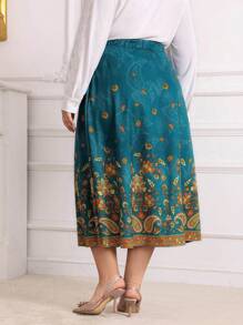 Modelyn Plus Paisley Print Skirt - Green - View 5