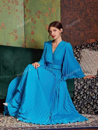 Holiday Sky Blue Long Sleeved V-Neck Pleated Large Hem With Waistband Summer Women's Dress,Vacation Outfits Women