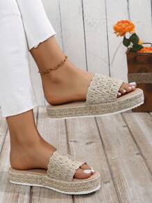 Giày nữ cỡ lớn mới năm 2024, dép xăng đan đế dày thoải mái với quai buộc và trang trí hình bướm, thích hợp cho trang phục đi biển, trang phục mùa hè. - Màu be - Xem 2