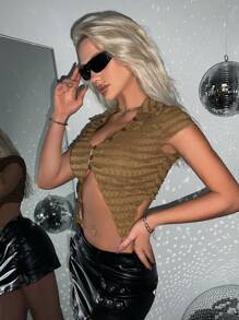 SHEIN ICON Women's Asymmetrical Hem Texture Crop Top T-Shirt - Brown - View 2