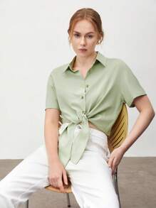BizChic Camisa Abotonada De Color Liso Con Dobladillo Delantero Anudado - Verde - Ver 2