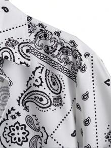 ROMWE MEN Street Life 男士佩斯利印花衬衫（不含 T 恤，学校） - 黑與白 - 查看 4