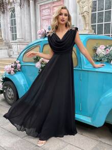 QOQ Simple Stylish Black Applique Swing Neck Bridesmaid Dresses Gown - Black - View 1