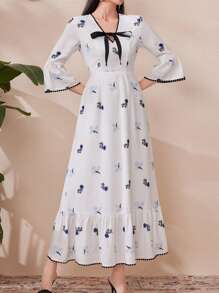 Modelyn Của phụ nữ Thực vật In Tay áo chuông Đầm - trắng - Xem 2