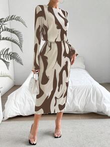 Chiquease Women's Random Printed Casual 2-Piece Set - Coffee Brown - View 6
