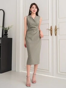 DAZY V领无袖褶皱修身喇叭裙 - 綠色 - 查看 6