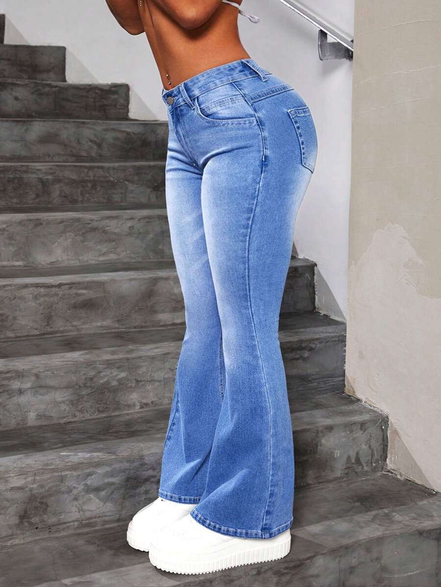 SHEIN PETITE Women's Fashionable Slim Fit Flared Jeans - Light Wash - View 1
