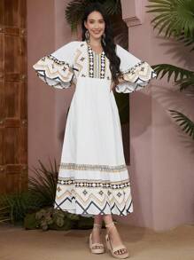 Mulvari Women's Geometric Printed Notched Neckline Dress - White - View 4